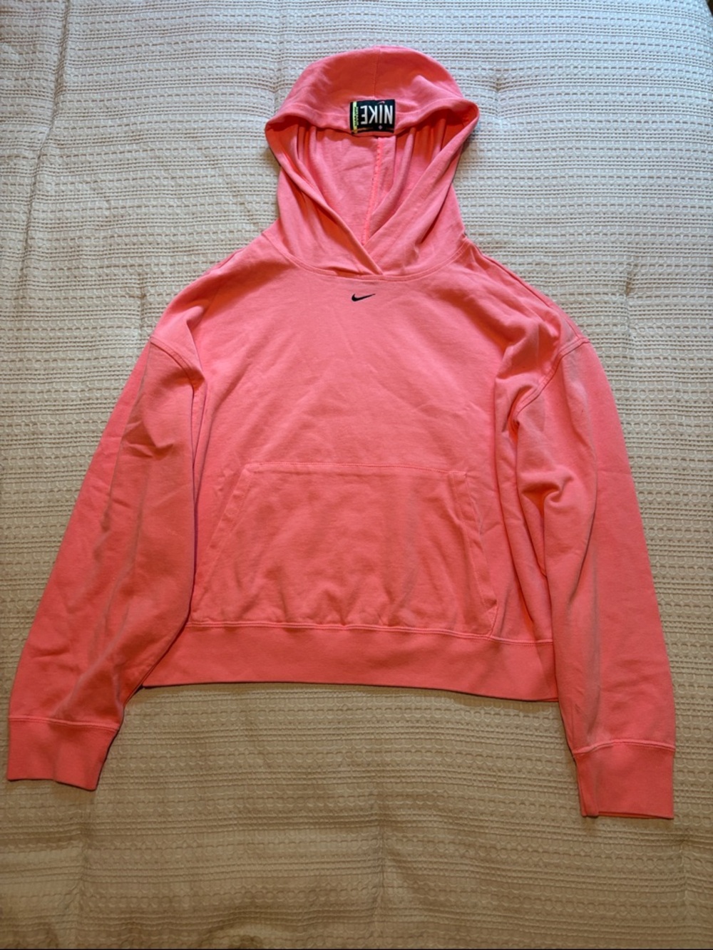 Nike Women's Lightweight Hoodie in Hot Pink/Coral